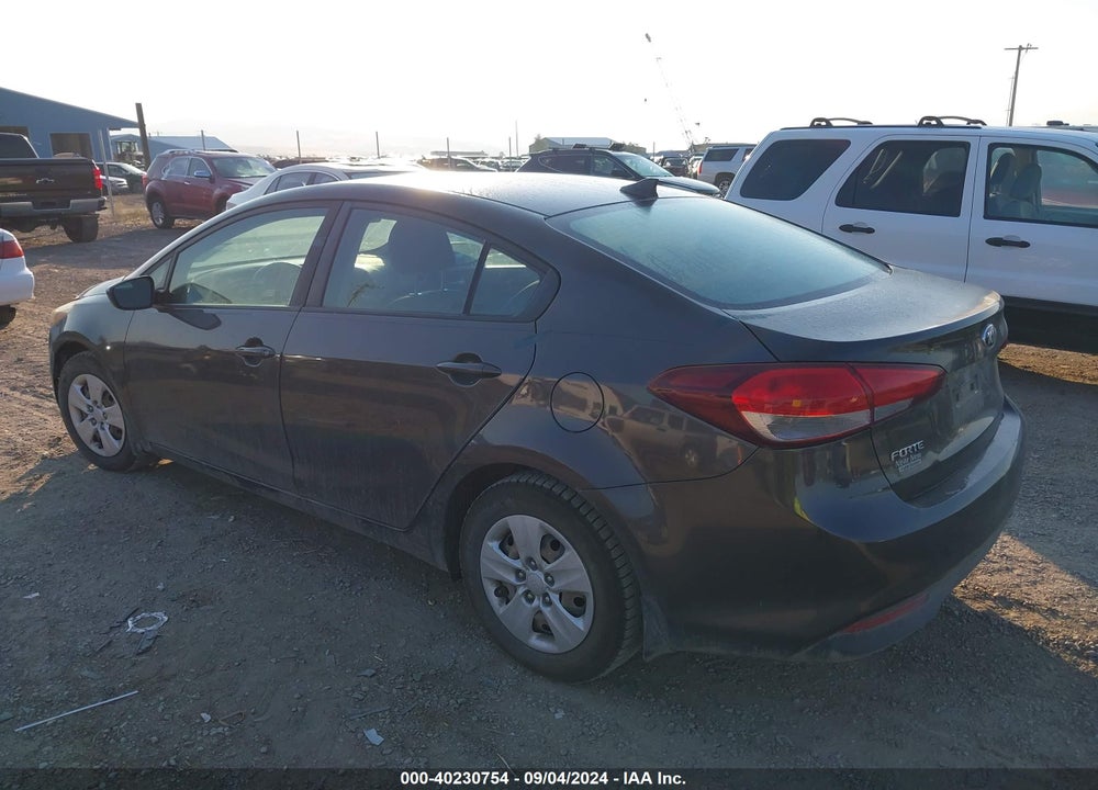 2017 KIA FORTE LX VIN: 3KPFK4A76HE143075