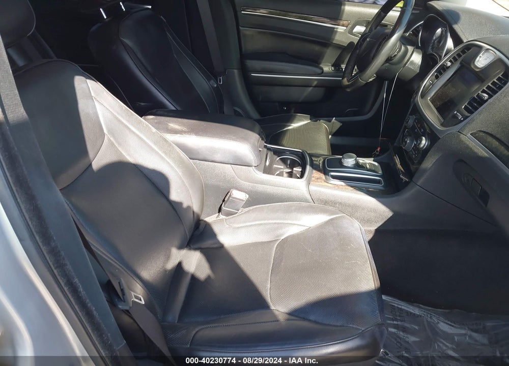 2020 CHRYSLER 300 LIMITED VIN: 2C3CCAEG5LH108764