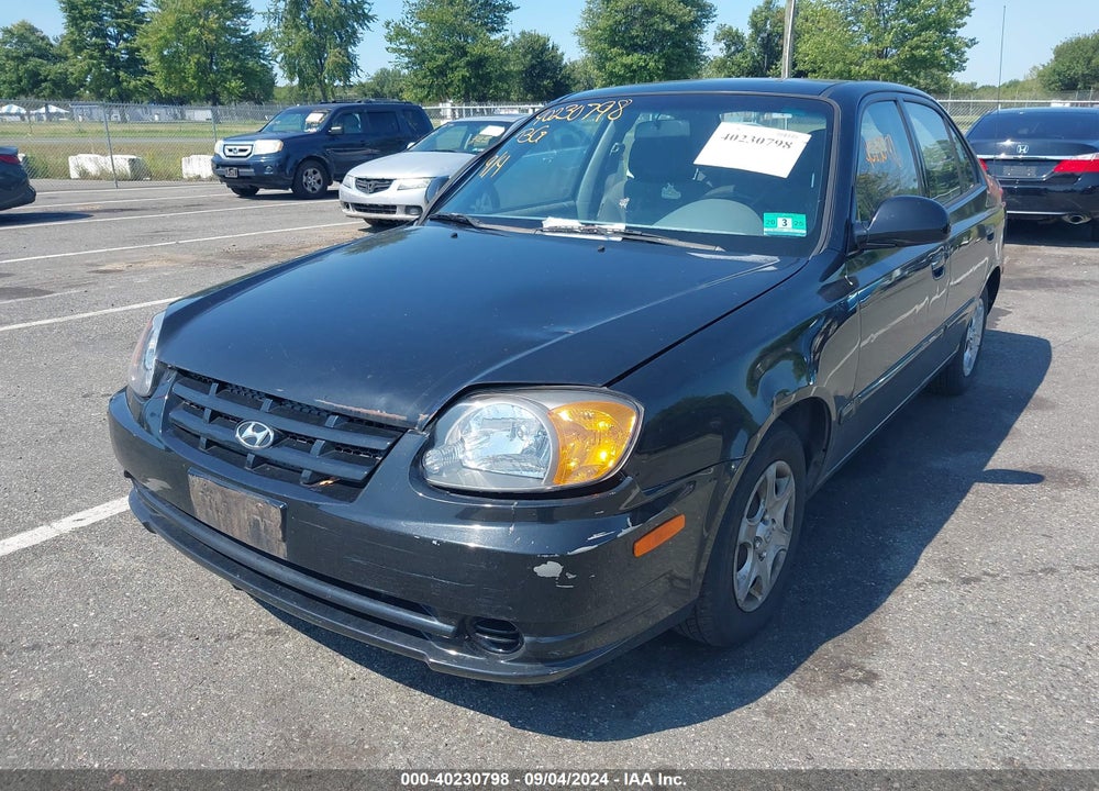 2005 HYUNDAI ACCENT GLS VIN: KMHCG45C25U597067