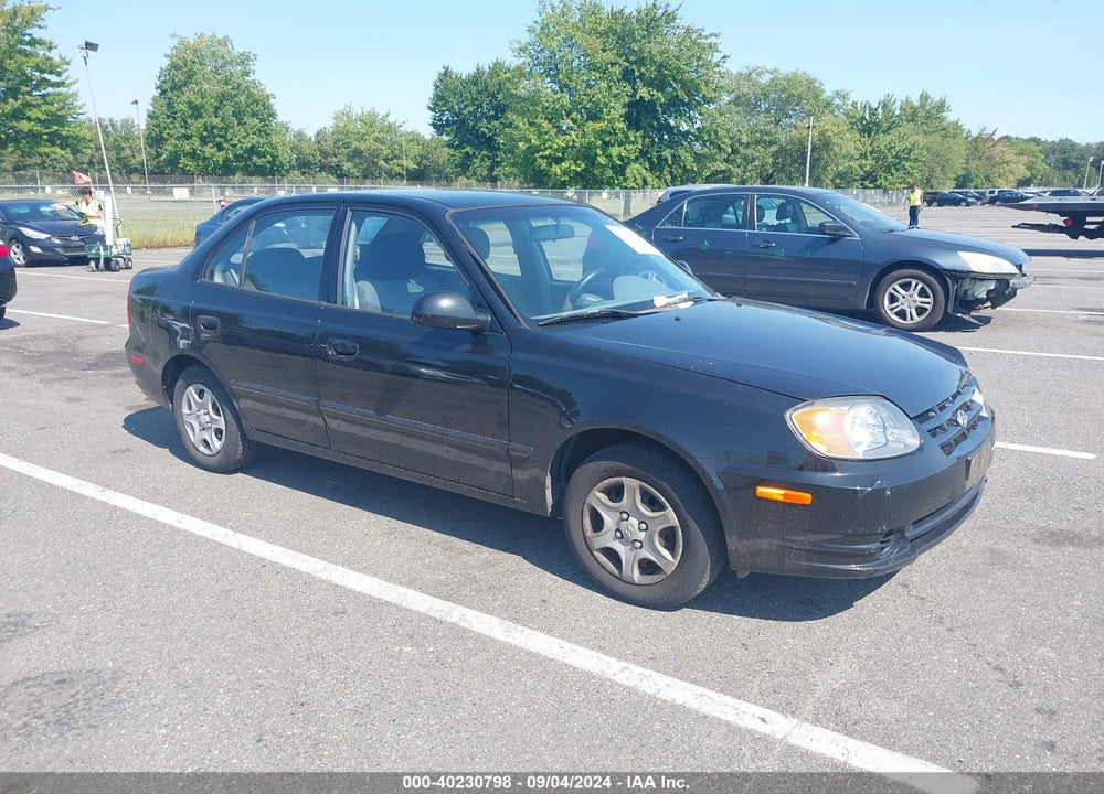 2005 HYUNDAI ACCENT GLS VIN: KMHCG45C25U597067