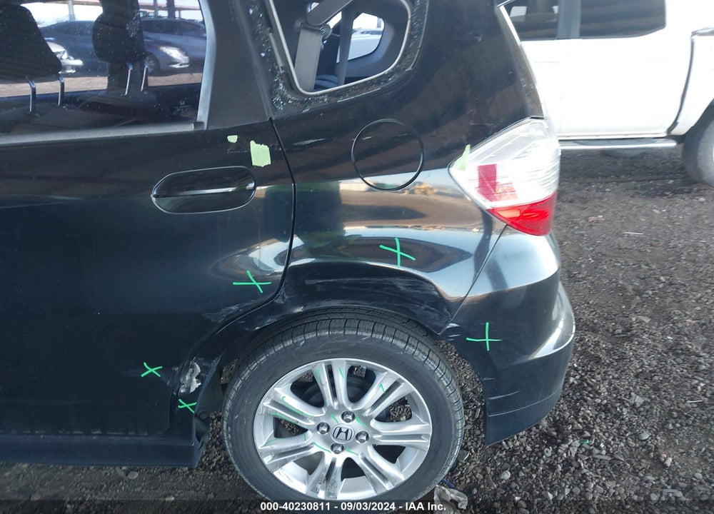 2009 HONDA FIT SPORT VIN: JHMGE88699S015507
