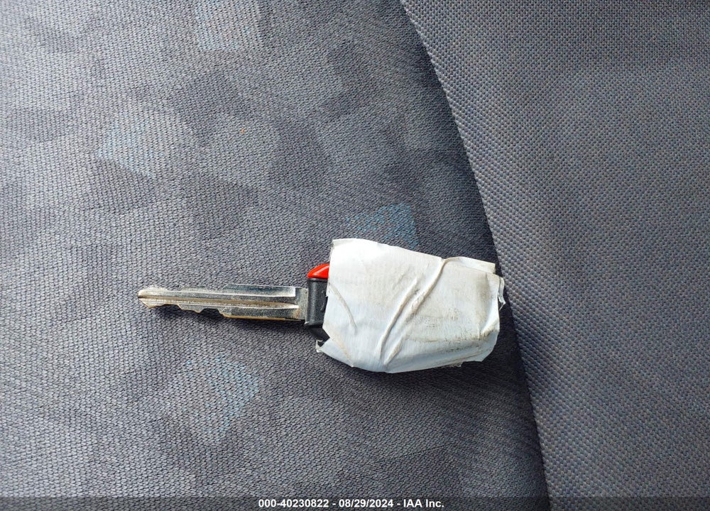 2000 TOYOTA ECHO VIN: JTDBT1236Y0082759