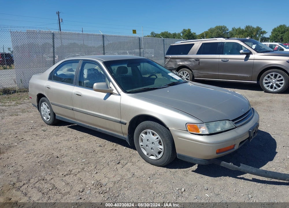 1995 HONDA ACCORD LX VIN: JHMCD5638SC054498