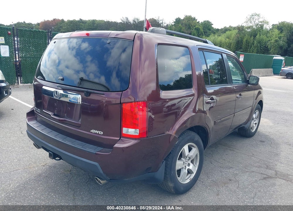 2010 HONDA PILOT EX-L VIN: 5FNYF4H64AB034074