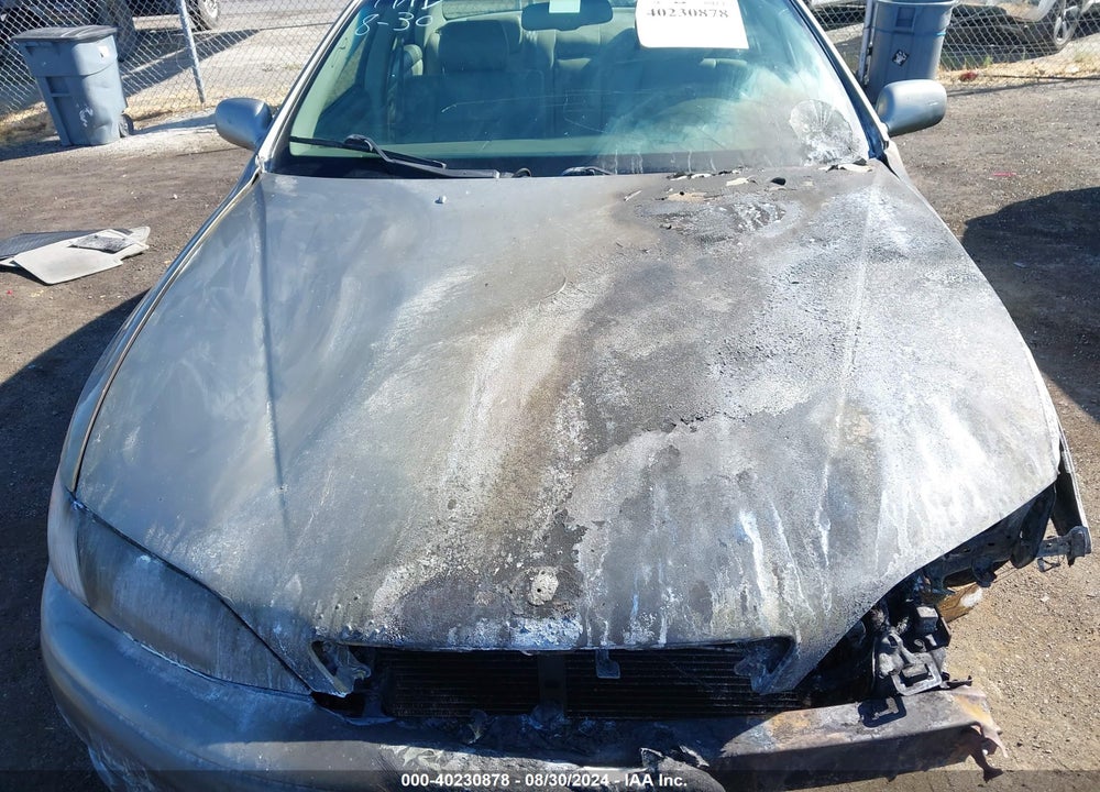 2000 LEXUS ES 300 VIN: JT8BF28G9Y5081940