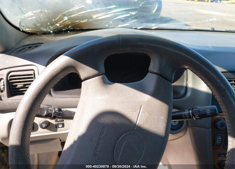 2000 LEXUS ES 300 VIN: JT8BF28G9Y5081940