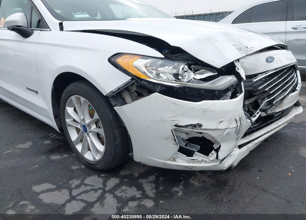 2019 FORD FUSION HYBRID SE VIN: 3FA6P0LU5KR104092