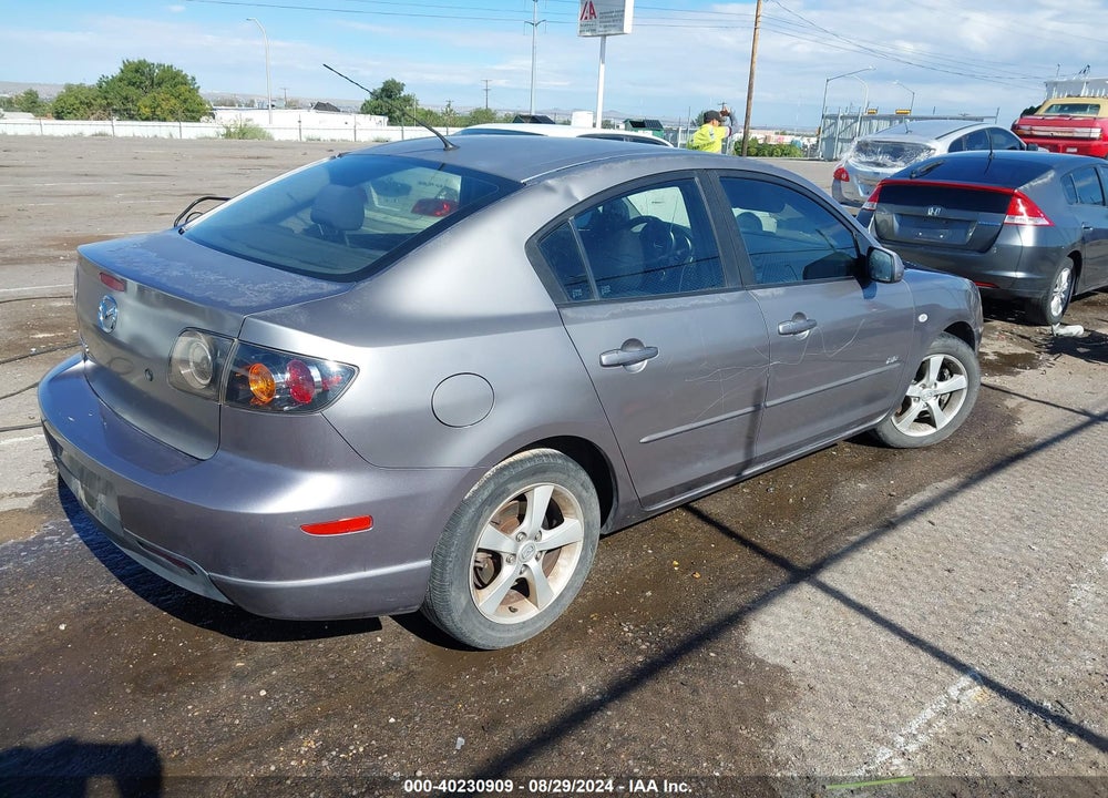 2005 MAZDA 3 S VIN: JM1BK123451242968