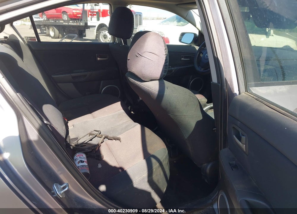 2005 MAZDA 3 S VIN: JM1BK123451242968