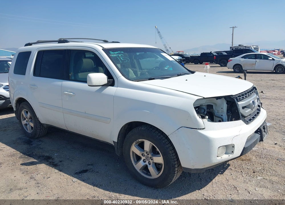 2011 HONDA PILOT EX-L VIN: 5FNYF4H78BB016204