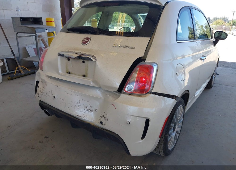 2018 FIAT 500 LOUNGE VIN: 3C3CFFCH4JT359229