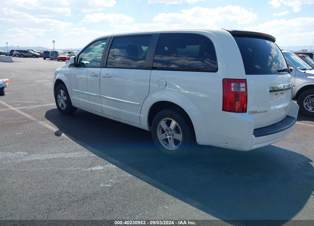 2008 DODGE GRAND CARAVAN SXT VIN: 2D8HN54P68R802869