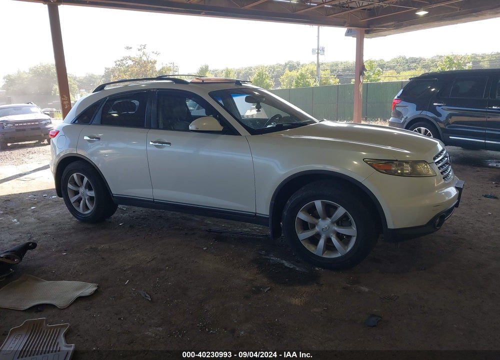 2005 INFINITI FX35 VIN: JNRAS08W05X207221