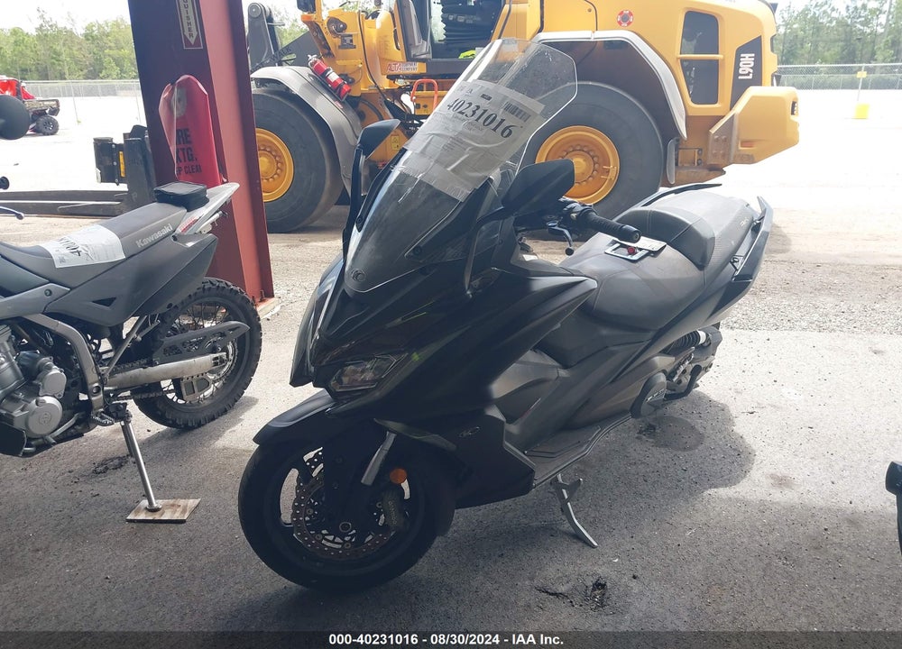 2022 KYMCO USA INC AK 550 VIN: RFBSAT546NB440712
