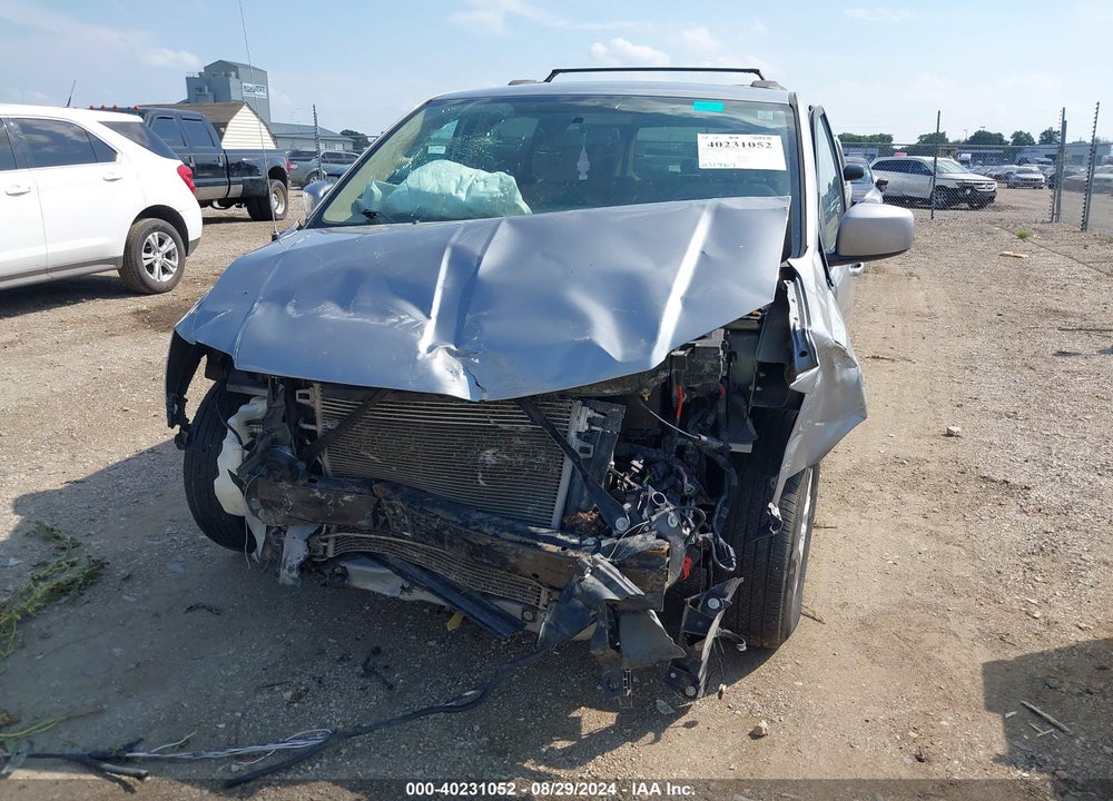 2014 DODGE GRAND CARAVAN SXT VIN: 2C4RDGCG6ER242169