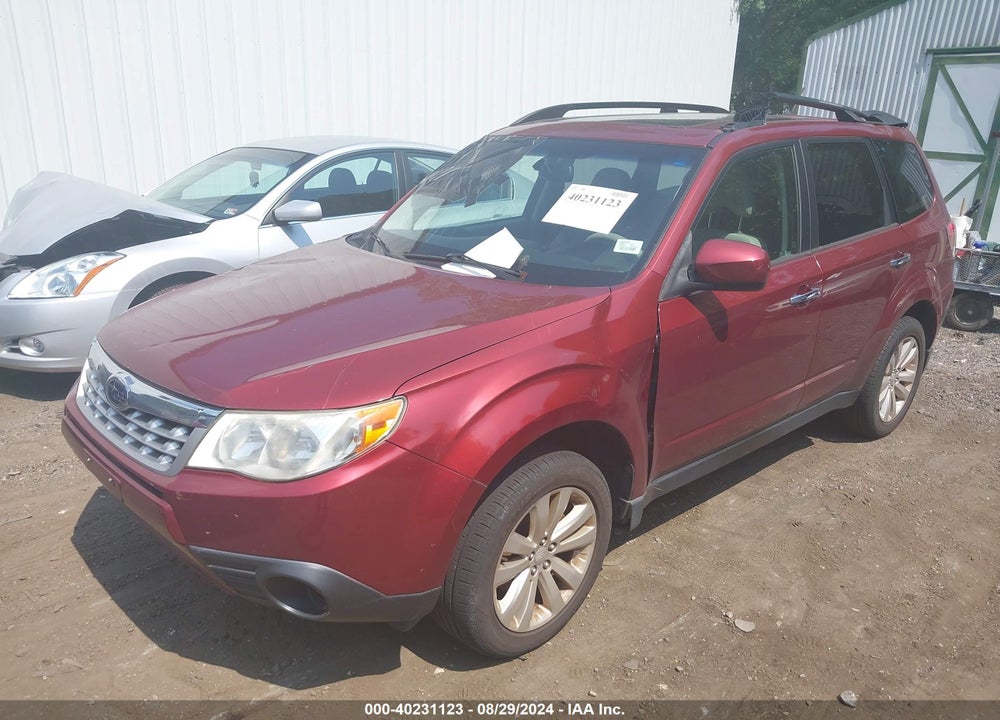 2013 SUBARU FORESTER 2.5X PREMIUM VIN: JF2SHADC4DH419697