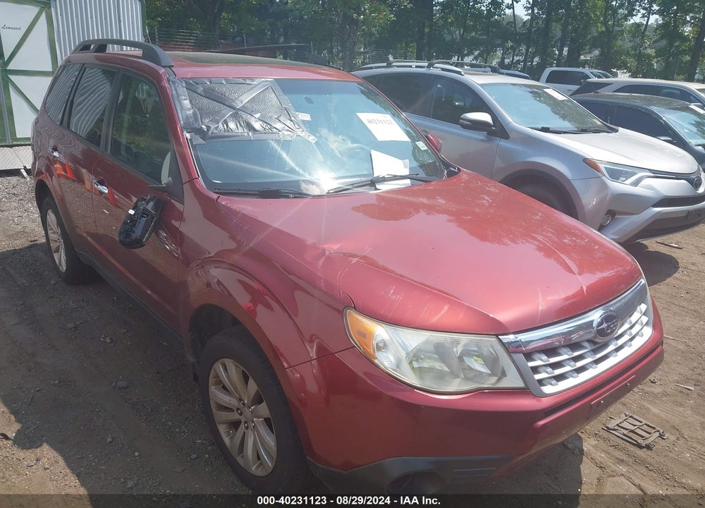 2013 SUBARU FORESTER 2.5X PREMIUM VIN: JF2SHADC4DH419697