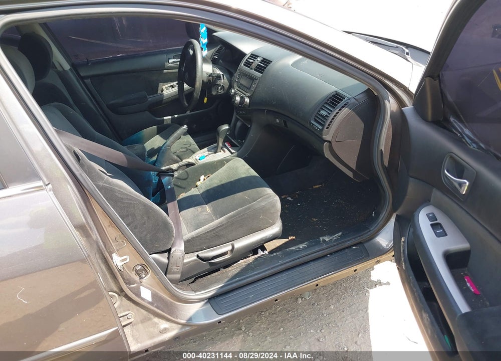 2006 HONDA ACCORD 2.4 EX VIN: 1HGCM567X6A102185
