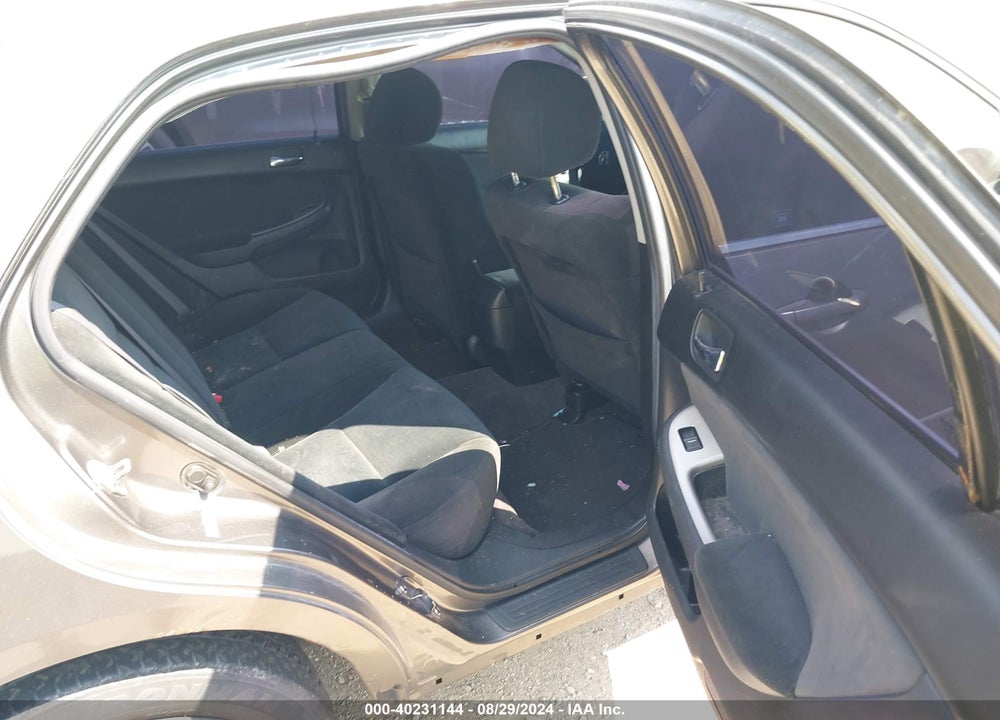 2006 HONDA ACCORD 2.4 EX VIN: 1HGCM567X6A102185
