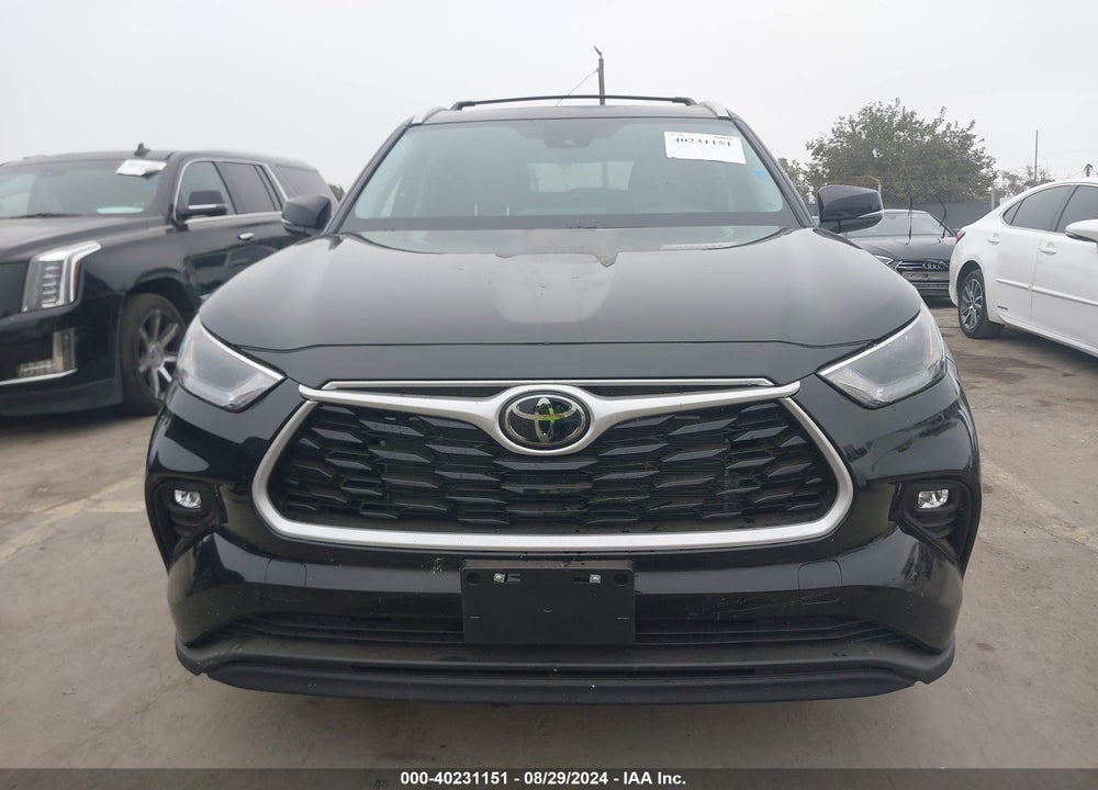 2024 TOYOTA HIGHLANDER XLE VIN: 5TDKDRBH1RS558535