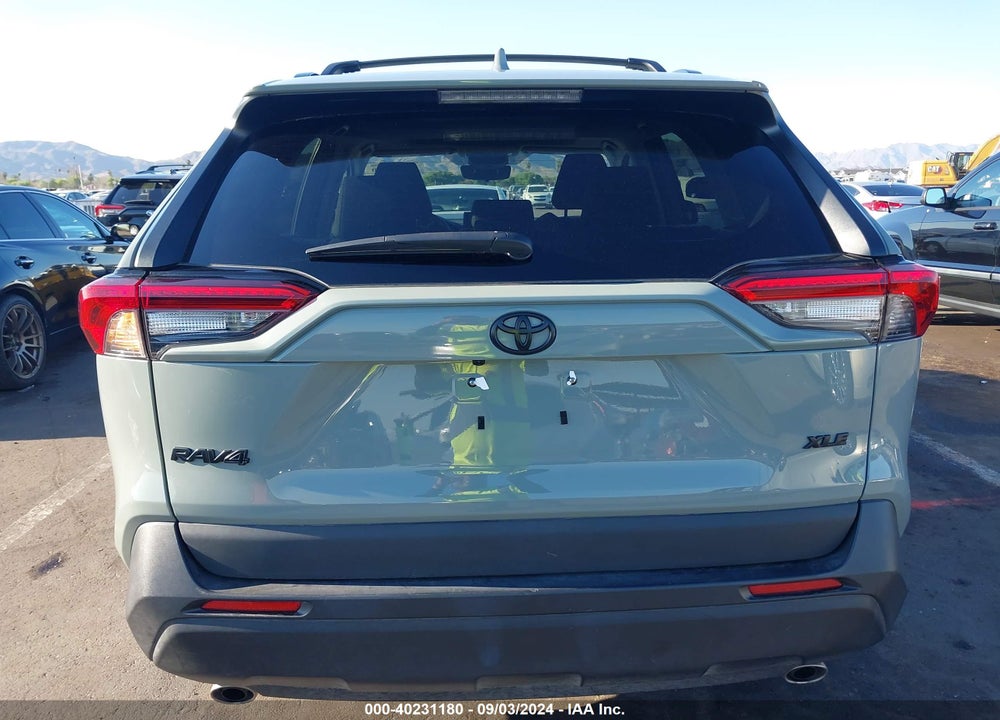 2021 TOYOTA RAV4 XLE VIN: 2T3W1RFVXMW152285