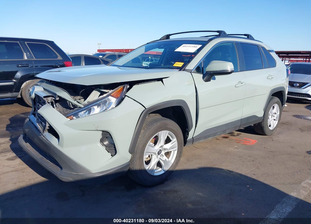 2021 TOYOTA RAV4 XLE VIN: 2T3W1RFVXMW152285