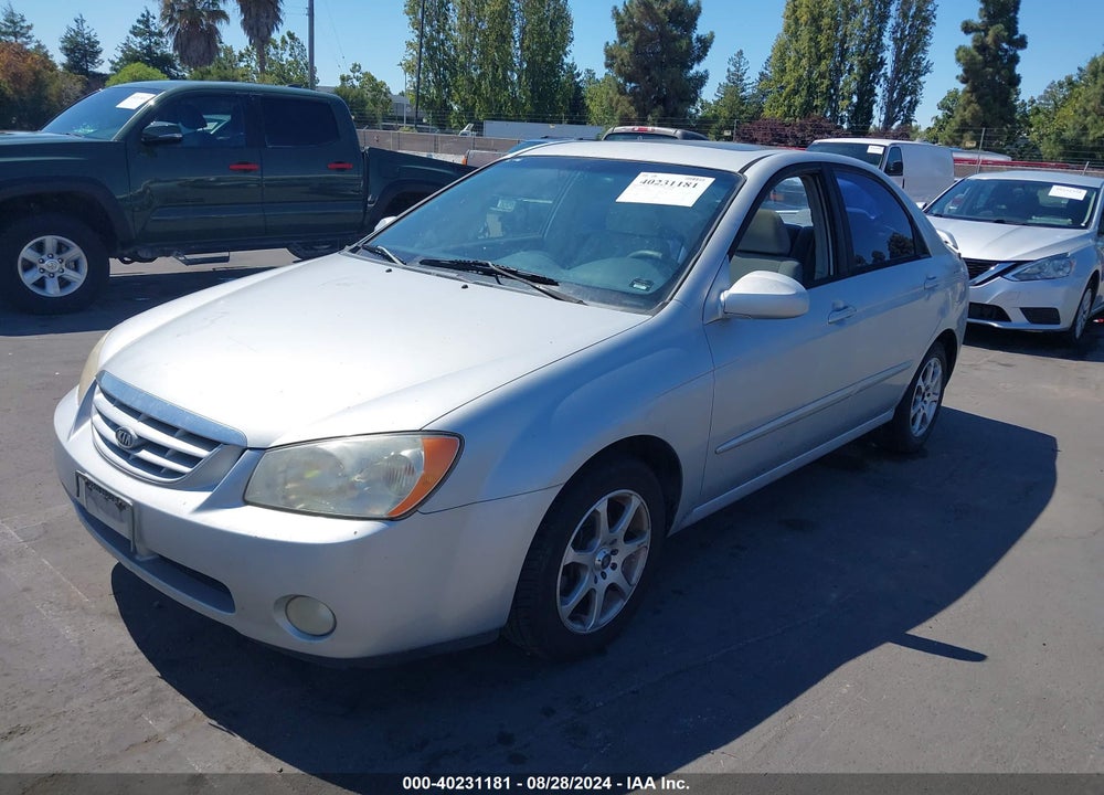 2004 KIA SPECTRA EX/LX VIN: KNAFE121245031599