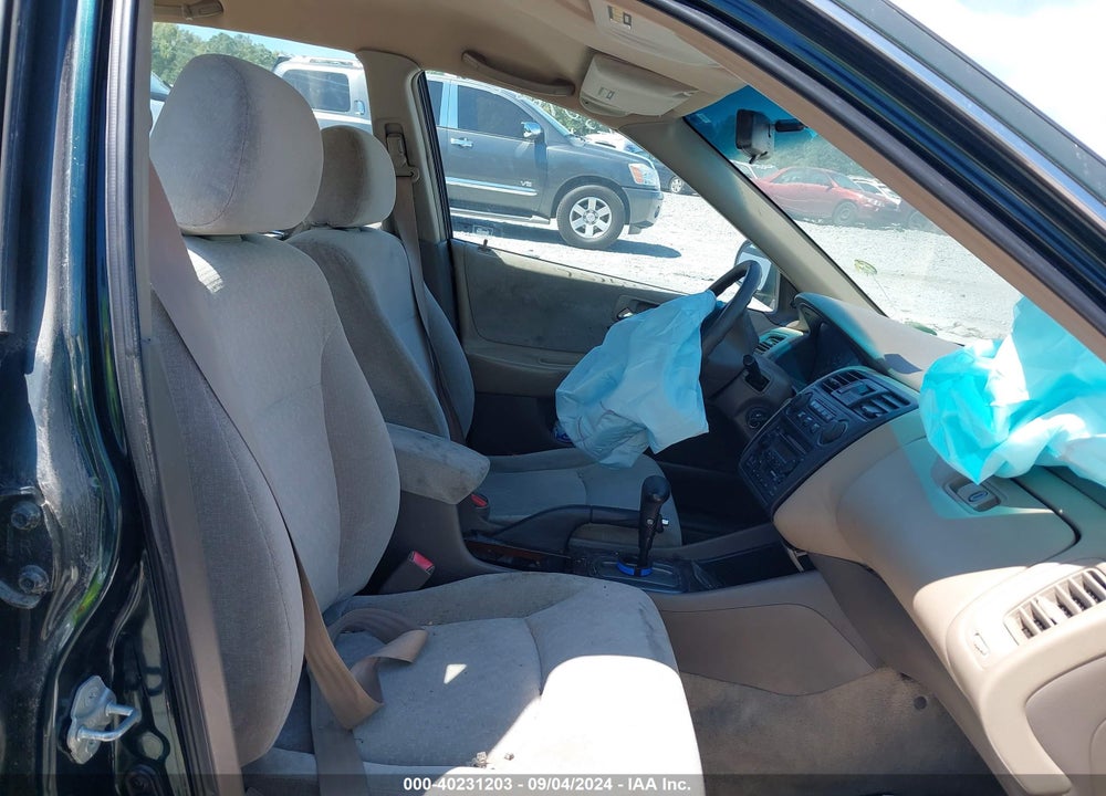 2001 HONDA ACCORD SDN VP VIN: 1HGCF86621A079271