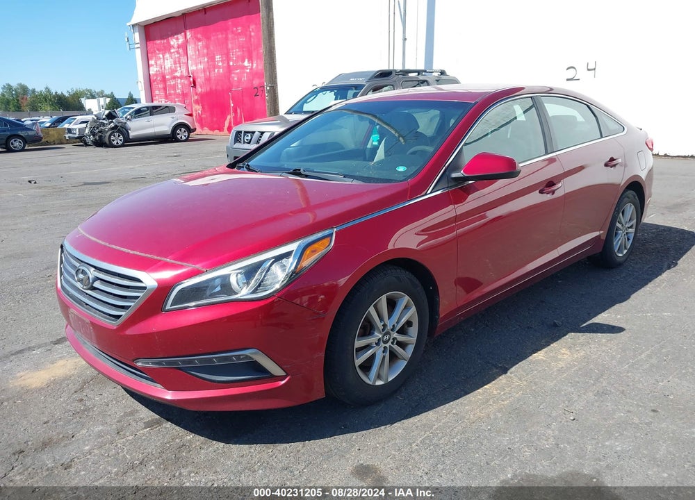 2015 HYUNDAI SONATA SE VIN: 5NPE24AF8FH121381