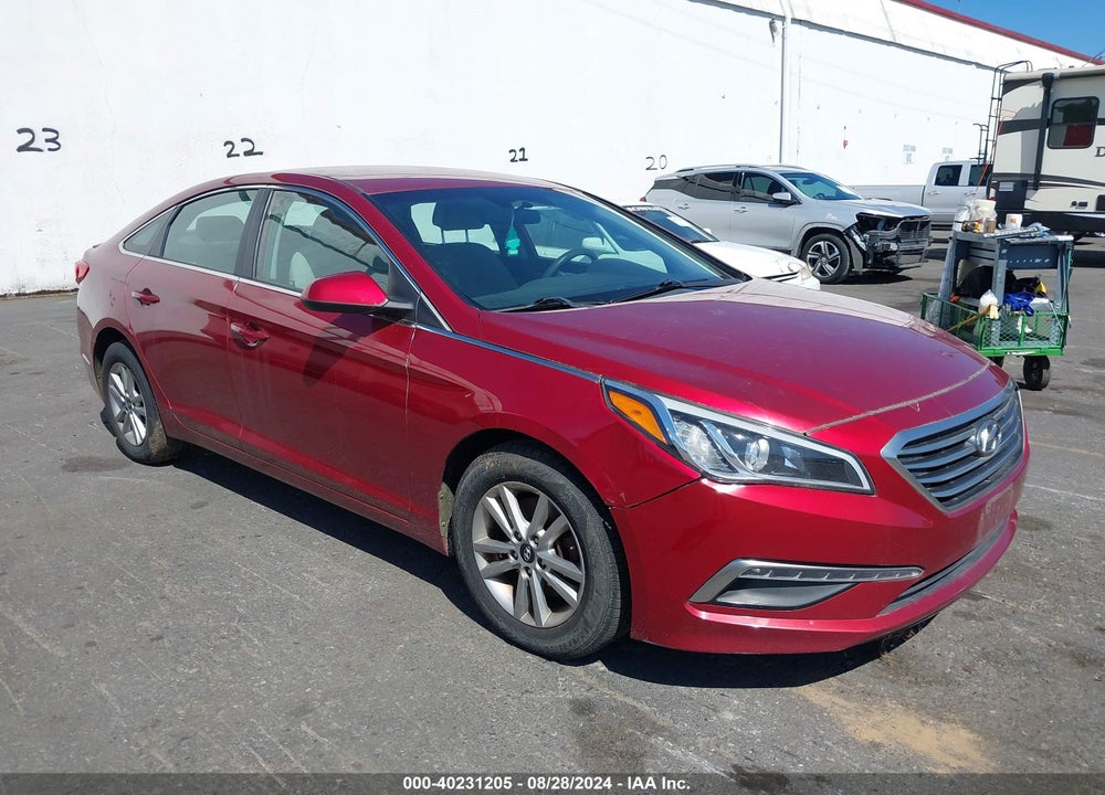 2015 HYUNDAI SONATA SE VIN: 5NPE24AF8FH121381