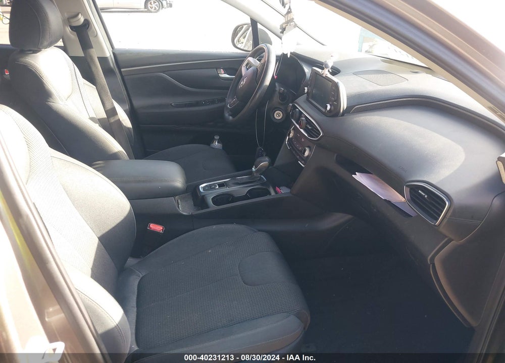 2019 HYUNDAI SANTA FE SE VIN: 5NMS23ADXKH111194