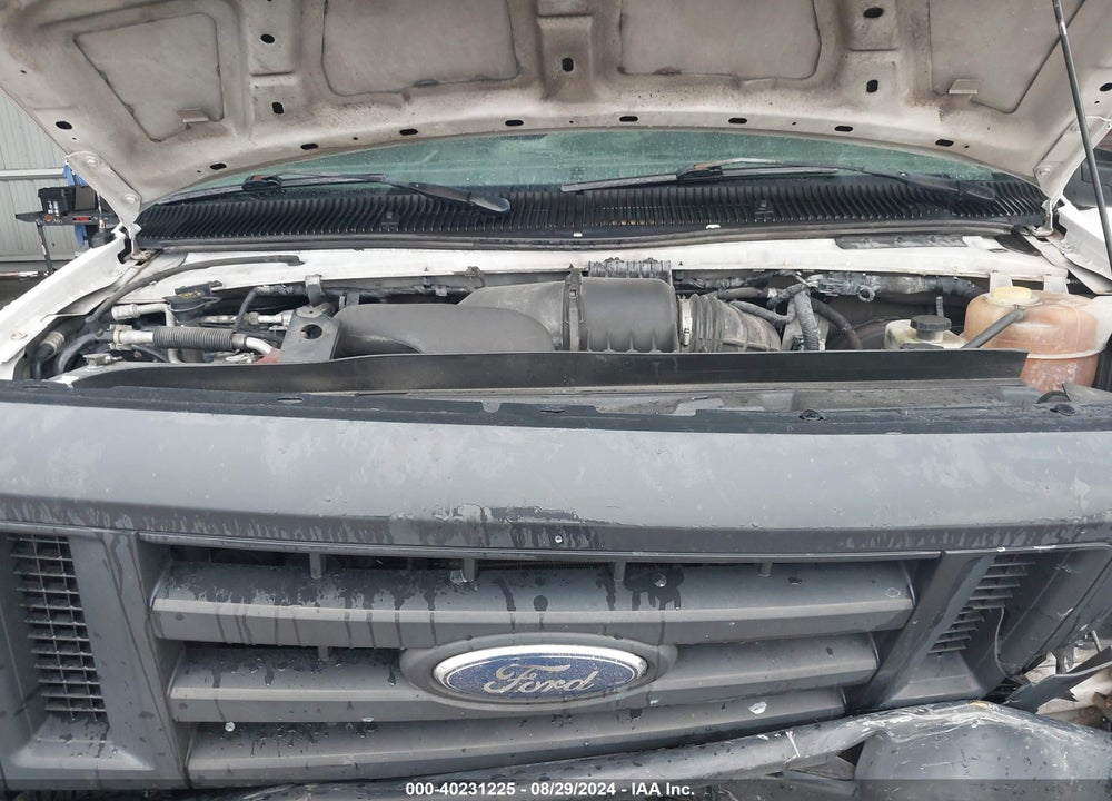 2013 FORD E-350 SUPER DUTY XL VIN: 1FBSS3BL1DDB17696