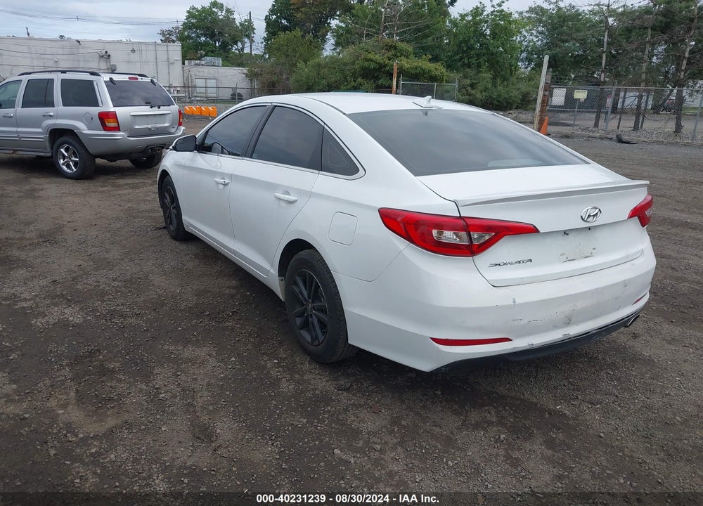 2016 HYUNDAI SONATA SE VIN: 5NPE24AF8GH276000