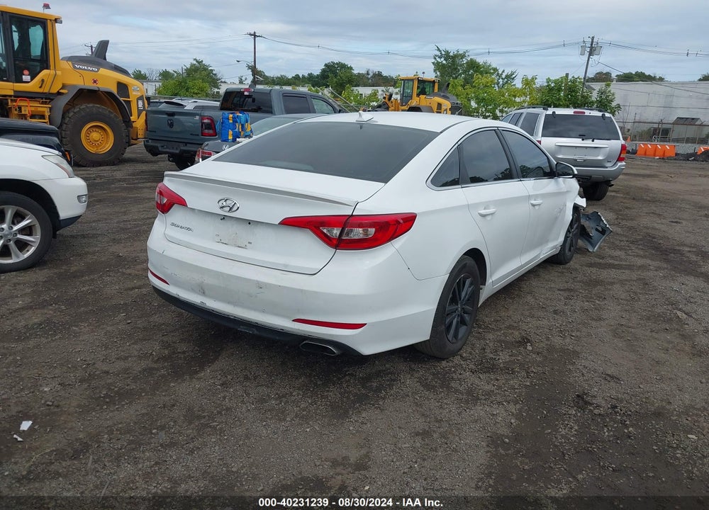 2016 HYUNDAI SONATA SE VIN: 5NPE24AF8GH276000