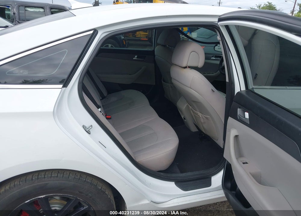 2016 HYUNDAI SONATA SE VIN: 5NPE24AF8GH276000
