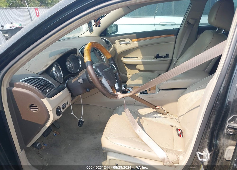 2013 CHRYSLER 300C VIN: 2C3CCAEG7DH606353