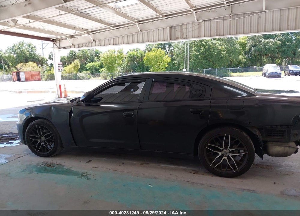 2011 DODGE CHARGER VIN: 2B3CL3CG2BH518903