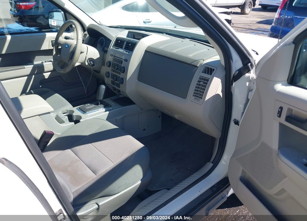 2010 FORD ESCAPE VIN: 1FMCU0D78AKB28478