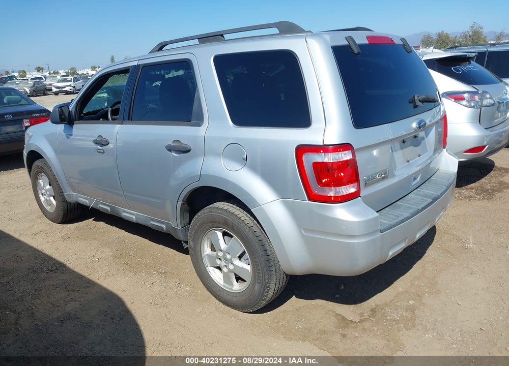 2010 FORD ESCAPE XLT VIN: 1FMCU0D72AKC83768