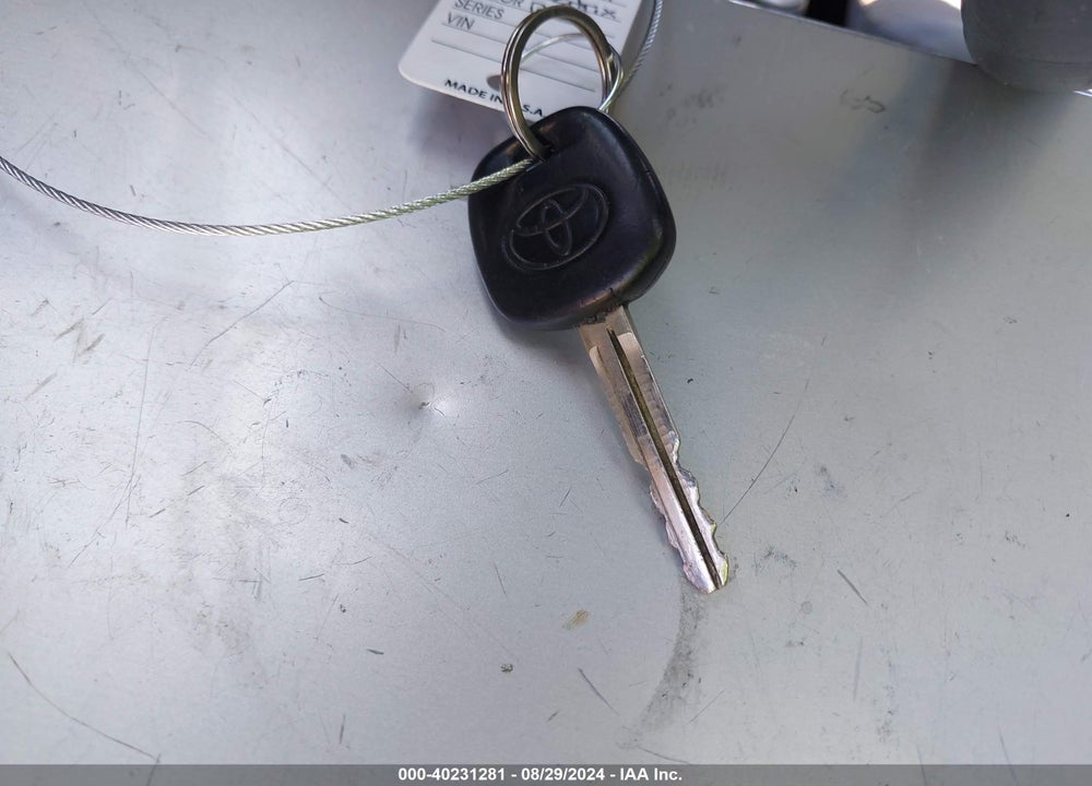2006 TOYOTA MATRIX VIN: 2T1KR32E36C608537