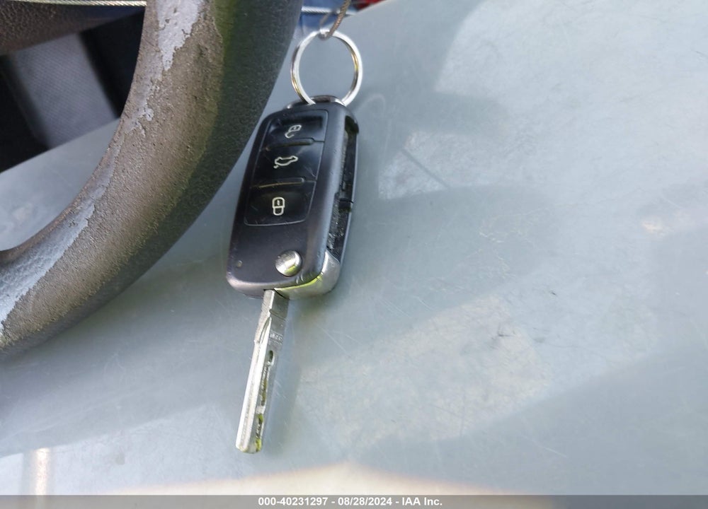 2012 VOLKSWAGEN JETTA 2.0L S VIN: 3VW2K7AJ9CM405341