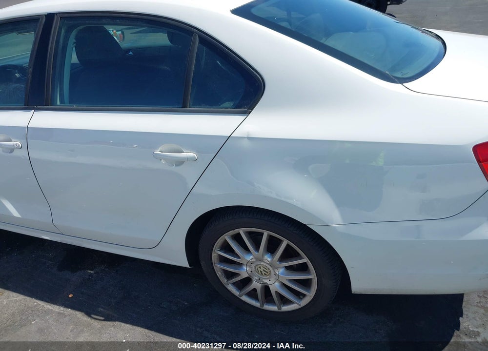 2012 VOLKSWAGEN JETTA 2.0L S VIN: 3VW2K7AJ9CM405341