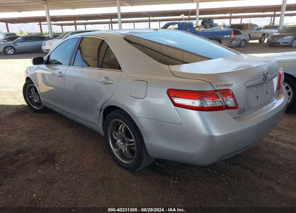 2011 TOYOTA CAMRY LE VIN: 4T1BF3EK5BU725197