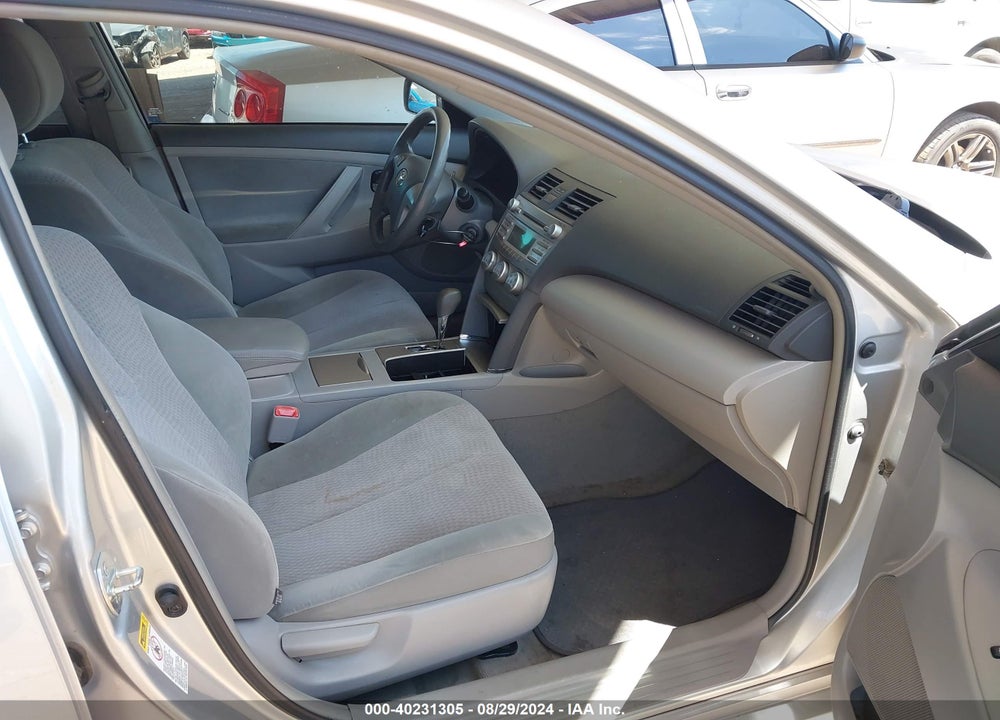 2011 TOYOTA CAMRY LE VIN: 4T1BF3EK5BU725197