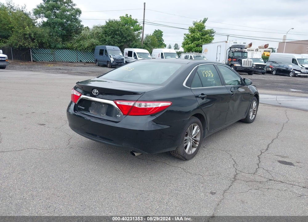 2015 TOYOTA CAMRY SE VIN: 4T1BF1FK3FU019676