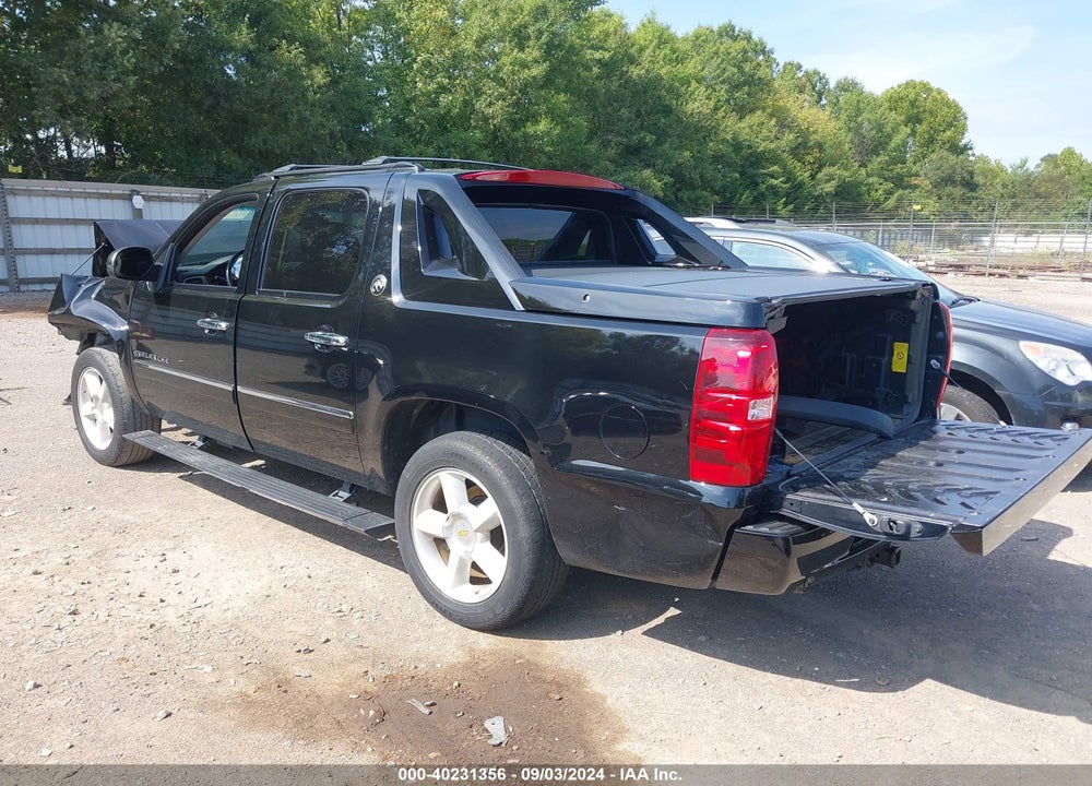 2013 CHEVROLET AVALANCHE LTZ VIN: 3GNTKGE77DG266517