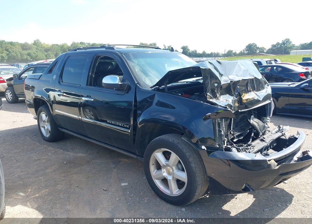 2013 CHEVROLET AVALANCHE LTZ VIN: 3GNTKGE77DG266517