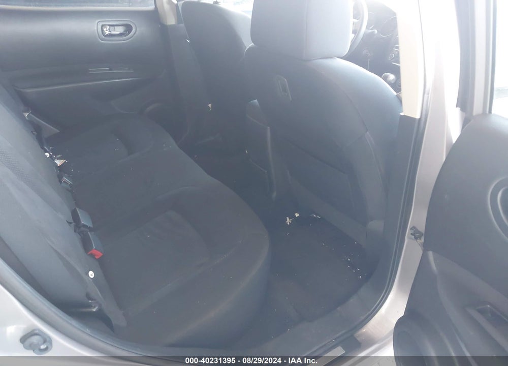 2015 NISSAN ROGUE SELECT S VIN: JN8AS5MT2FW667811