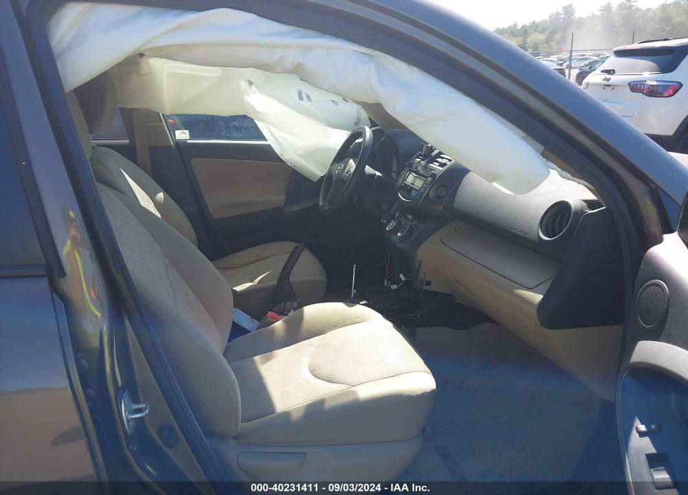 2011 TOYOTA RAV4 VIN: 2T3BF4DV3BW167746