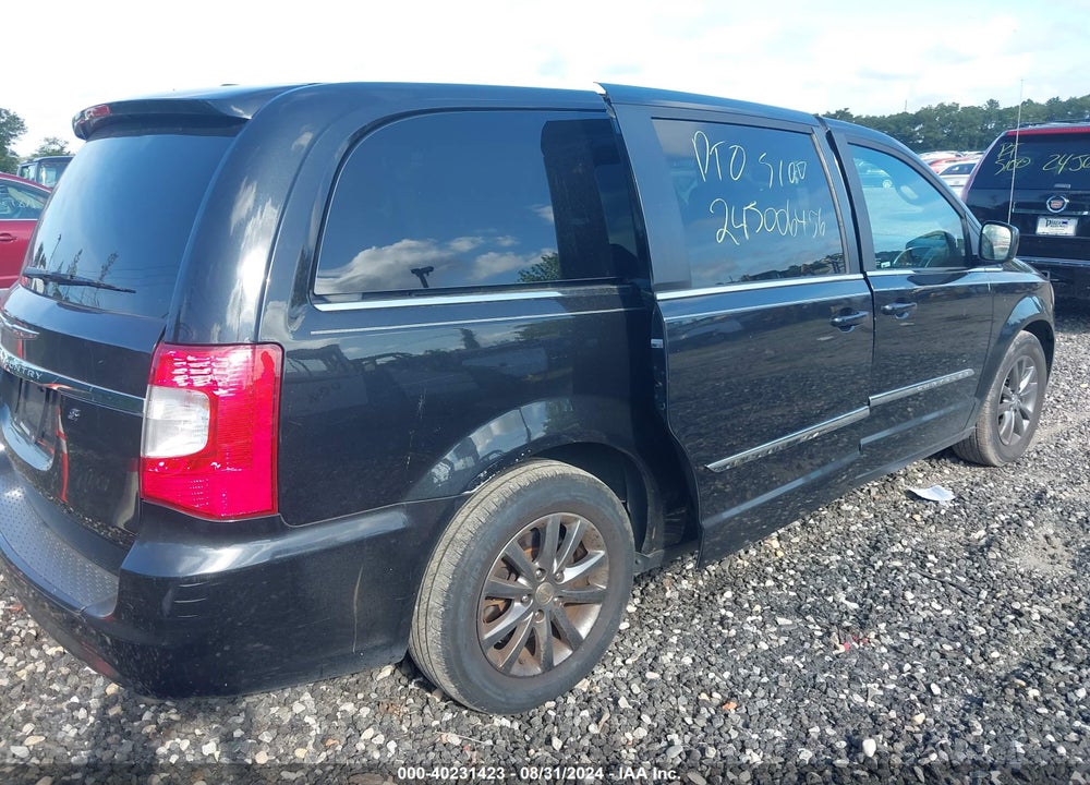2014 CHRYSLER TOWN & COUNTRY S VIN: 2C4RC1HG3ER464628